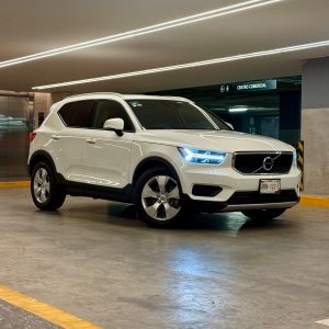 Volvo XC40 2020 Momentum T4 A/T