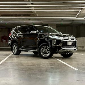 Mitsubishi Montero Sport SE AT 2020