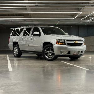 Chevrolet Suburban LT 2013